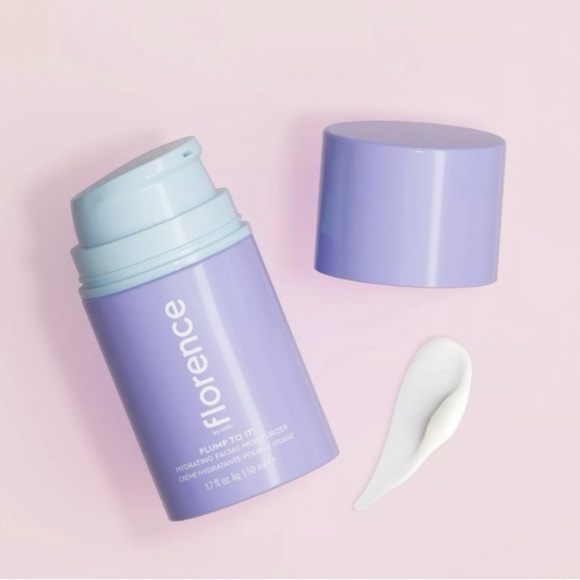 Plump To It! Hydrating Facial Moisturizer Florence by Mills - Picture 2 of 5